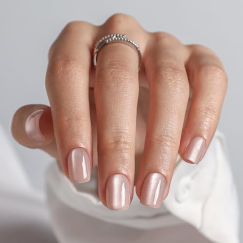 SHANGMENG Press on Nails, Almond Short Nude Cat Eye Fake Nails, Soft Gel - color: Champagne Veil
